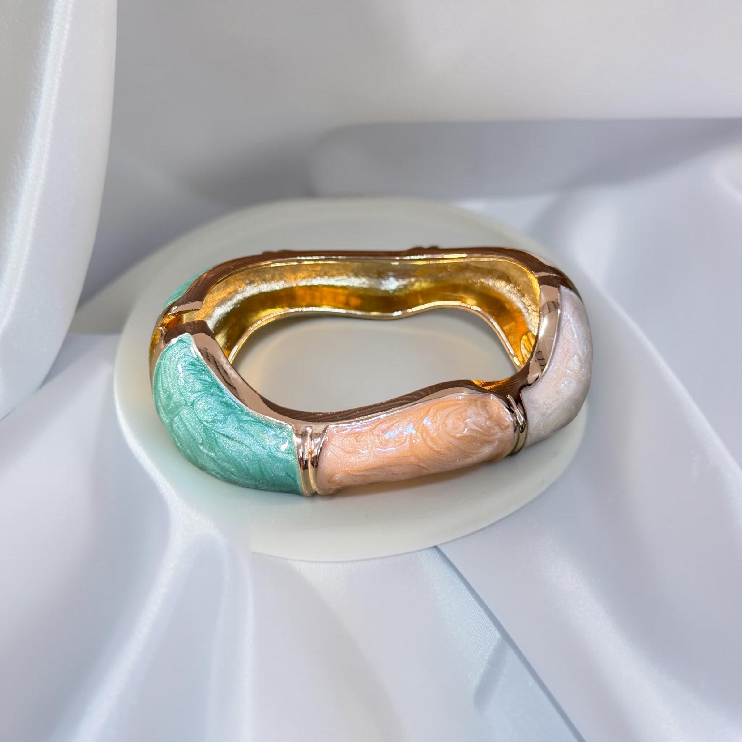 SB1059 bracelet