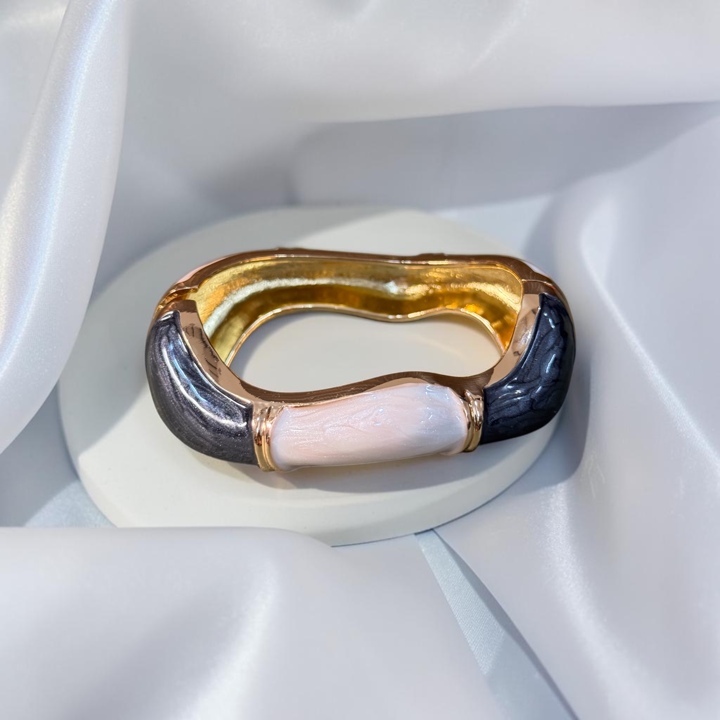SB1061 bracelet