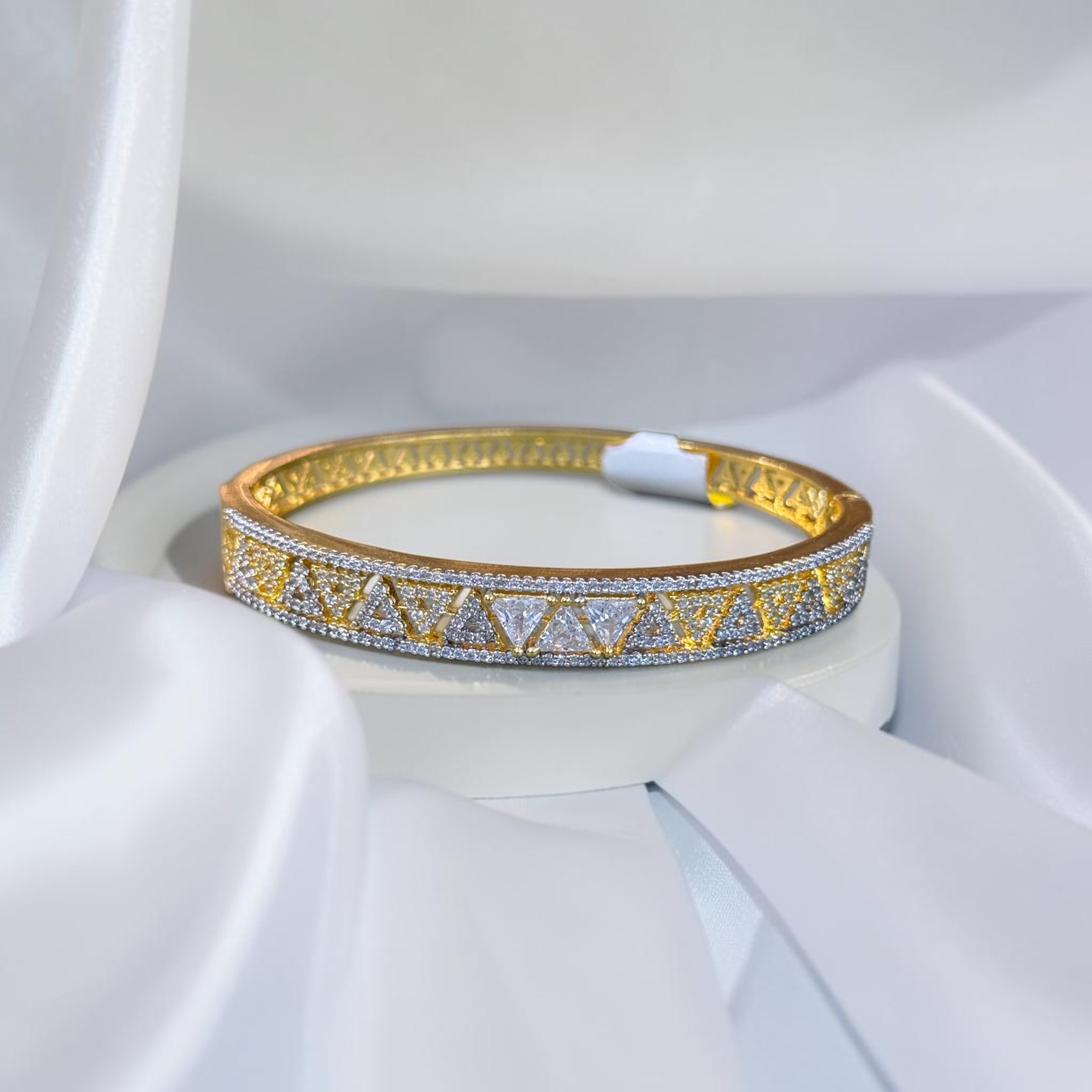 SB1065 bracelet