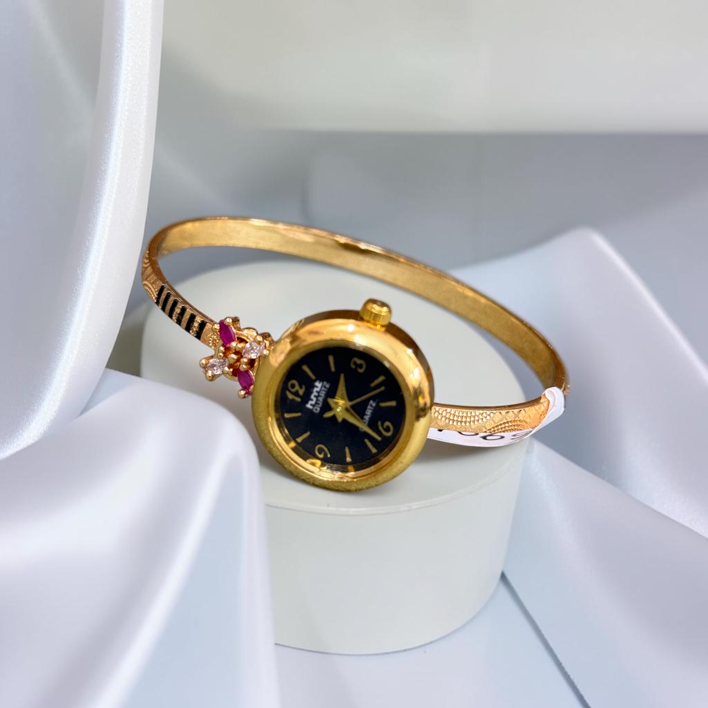 SB1067 bracelet